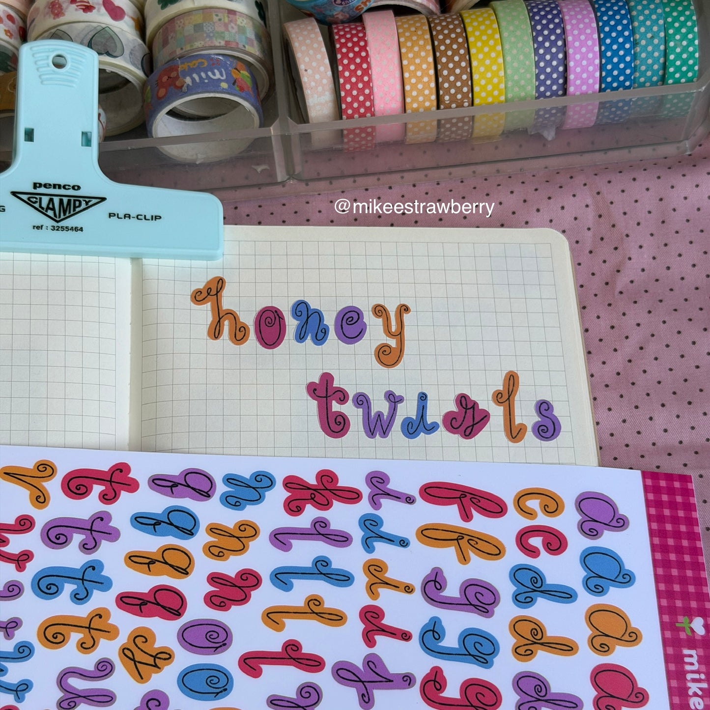 honey twirls alphabet | by @mikeestrawberry (new)